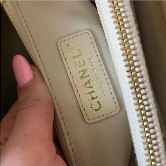 Chanel classic beige caviar grand shopping tote GST shoulder bag - Picture 7 of 13